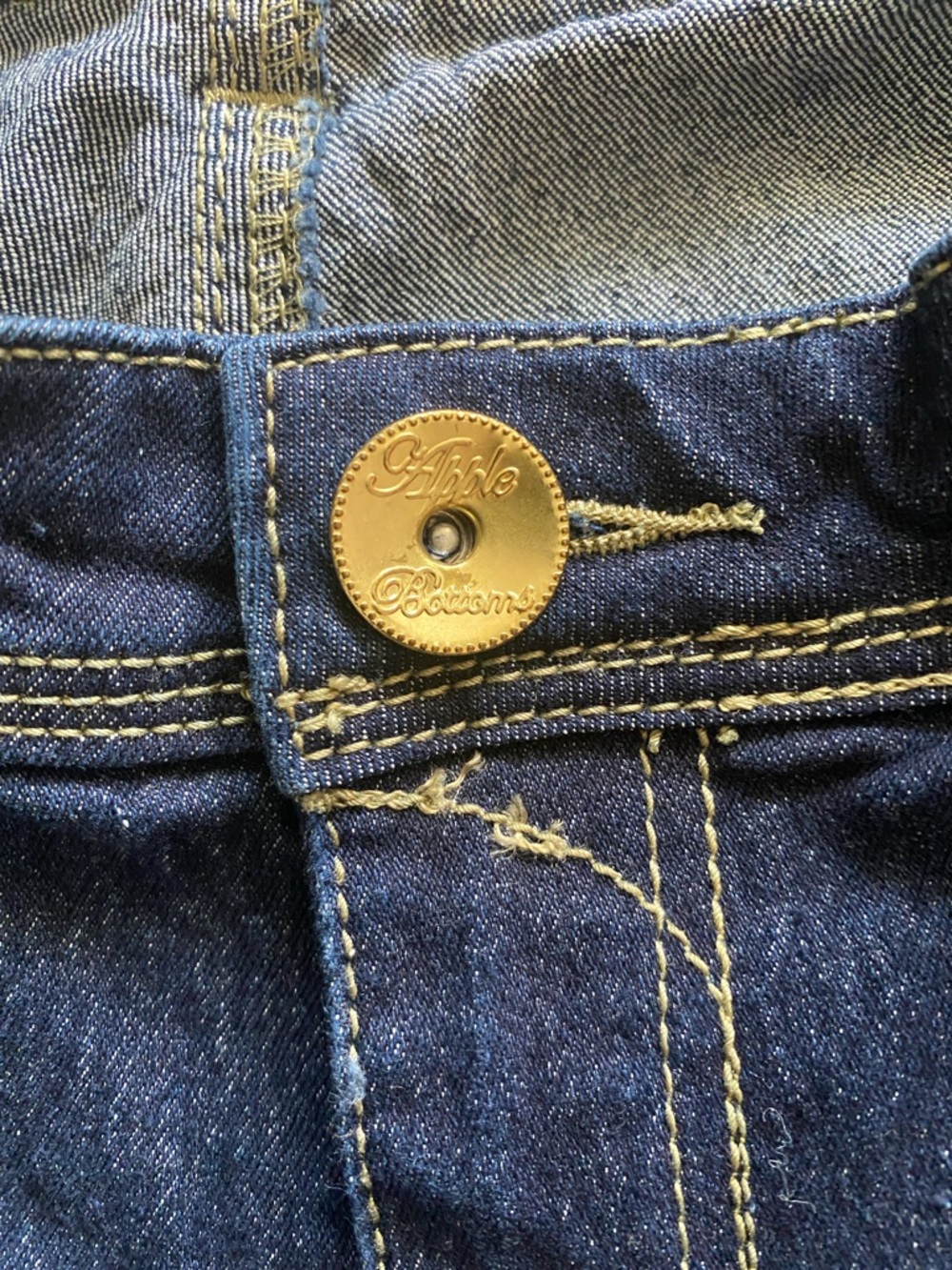Apple bottom jeans size 11/12 excellent condition! - Picture 5 of 9